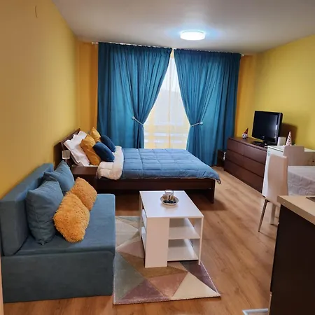 Студио Лазур Apartment *